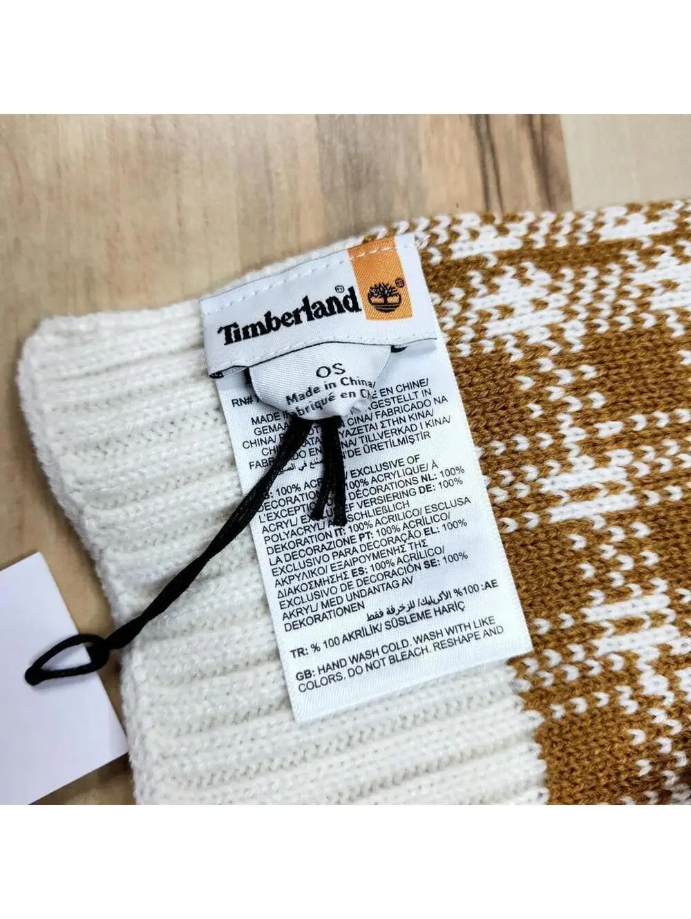 NEW Timberland Men's Classic Plaid Knit Scarf - Cozy & Stylish